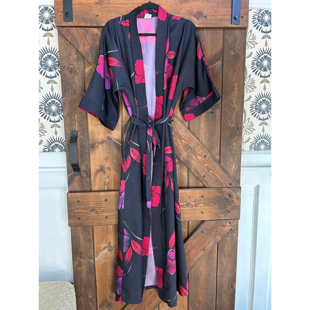 Vintage 1980s Granada women’s large house robe